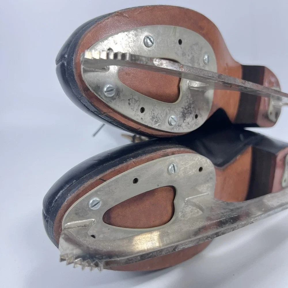 Vintage Riedell Red Wing Black Leather Ice Skates Sz 10.5 S Sheffield 220 Blades